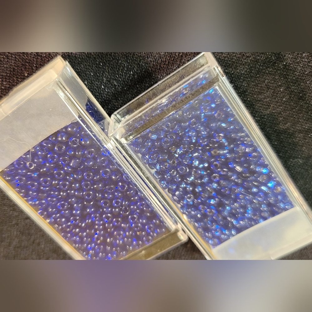 Various Colors/Amounts Of Seed Beads